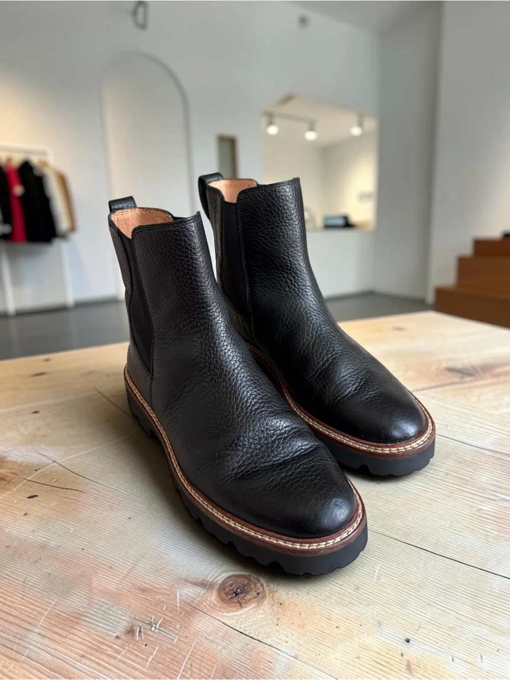 Madewell textured black